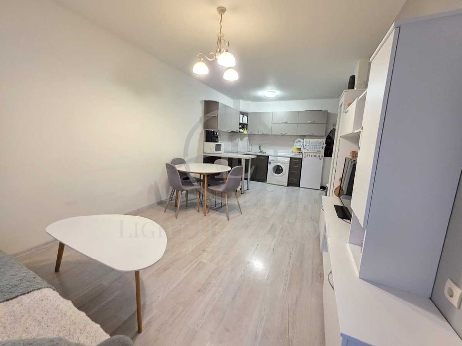 Реф. 3247 Двустаен Обзаведен / Кючук Париж