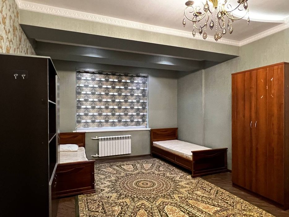 Ижарага уй берилади Юнусобод тумани 2/6/9 хамма шароитлага эга.