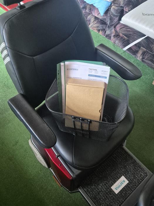 Scuter medical KARMA pentru varstnici SAU schimb cu cross
