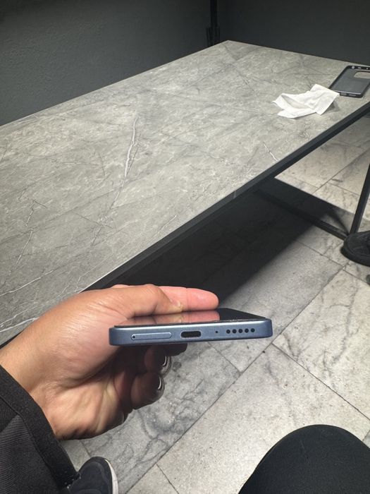 Redmi note 13 pro. . . .