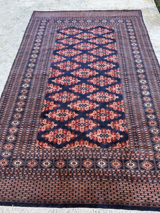 Ръчно Тъкан Оригинален Персийски Вълнен Килим