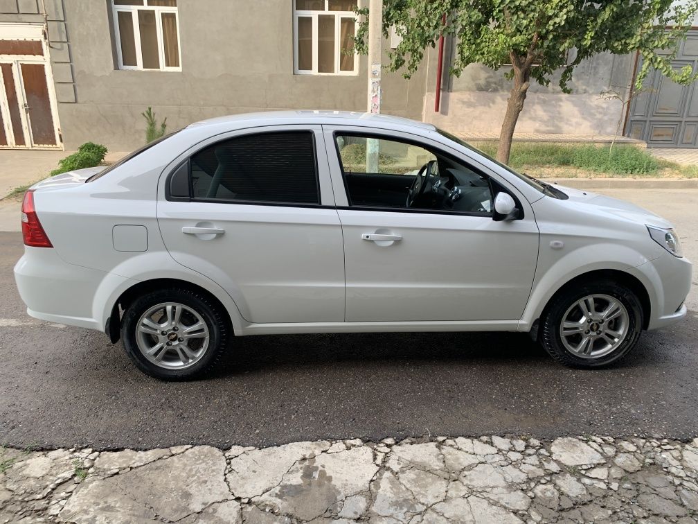 Продам Некся 3 автомат