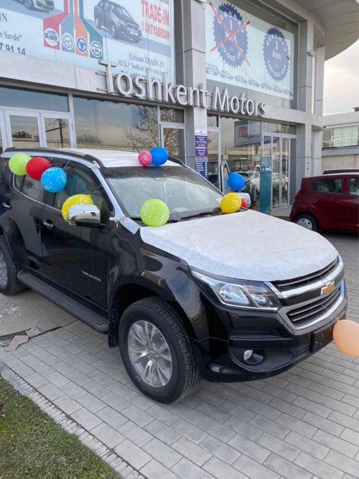 Trailblazer ltz 7300km ideal yep yengi mowin rangi qora