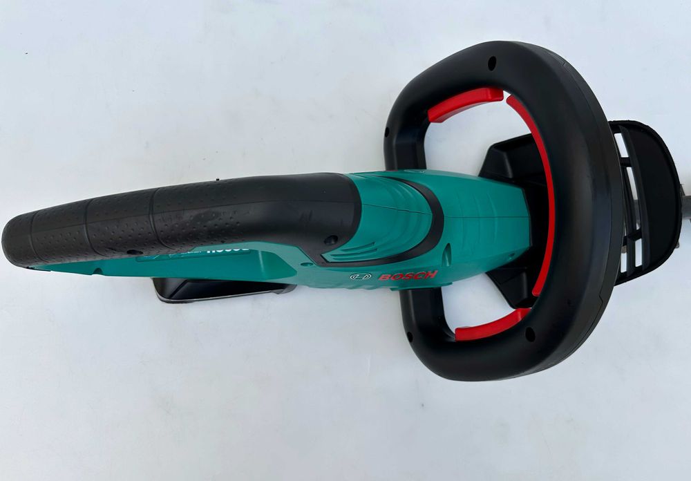 Bosch AHS 55-20 Li - Акумулаторен храсторез 18V