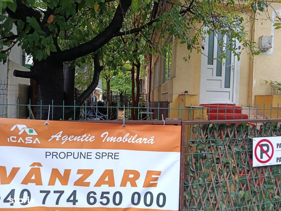 Ultracentral Iași, Piața Mihai Eminescu Vila interbelică de vânzare