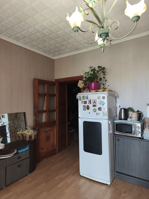 Продаем дом из 5 комнат с зимним садом и гостевым домиком ост.Луговая