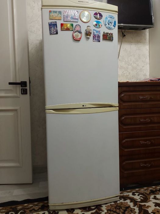 Срочно продаю холодилник