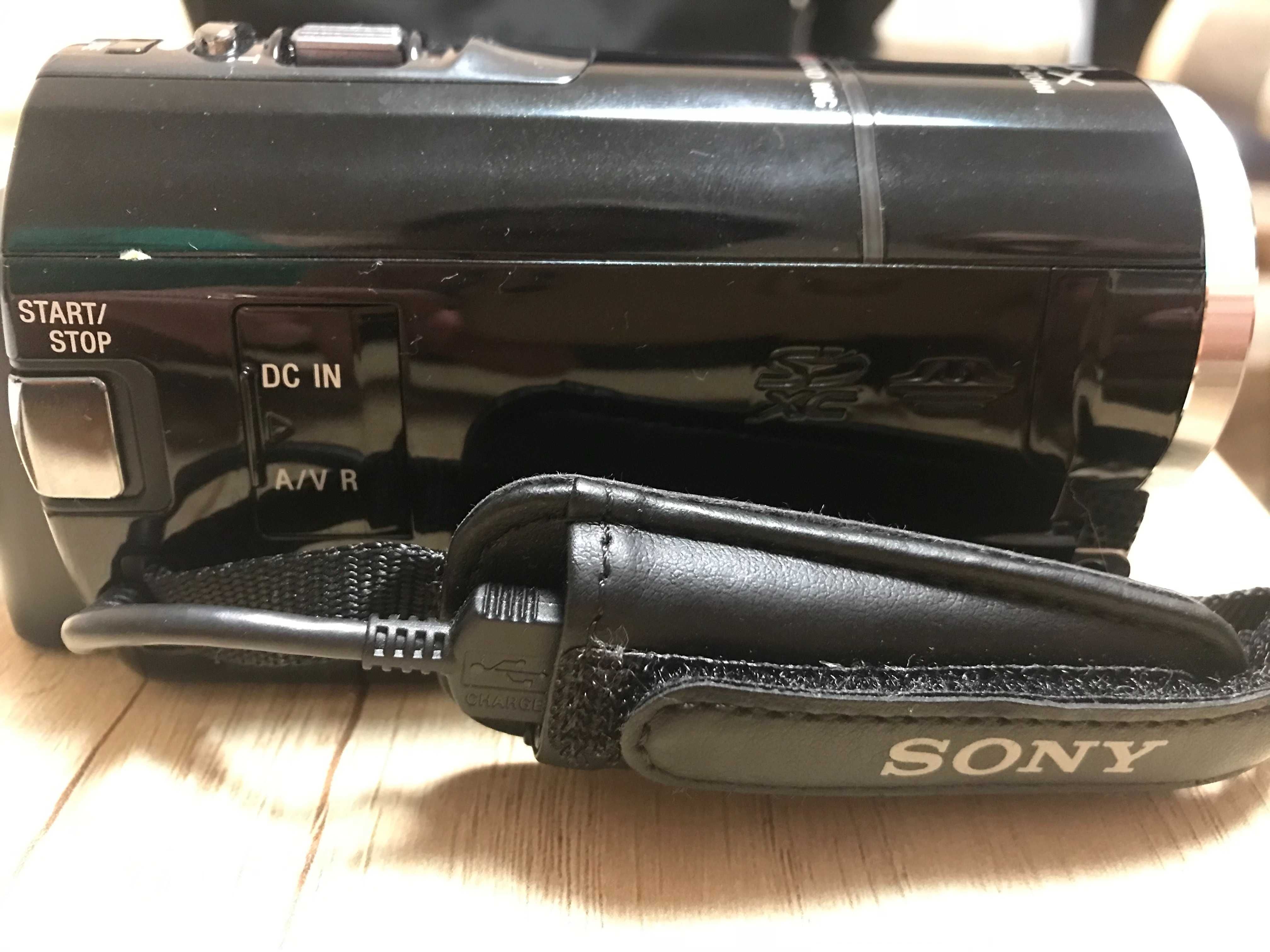 Camera video Sony HDR-PJ10E Proiector, 32 Gb