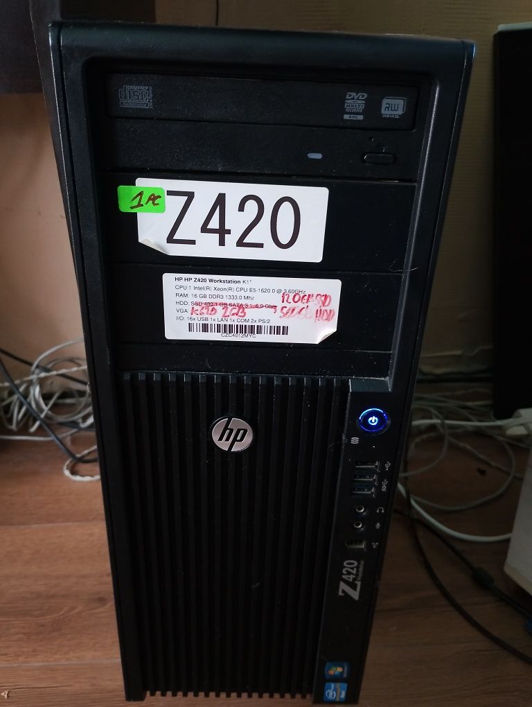 продавам евтин геймърски компютър HP Z420 workstation