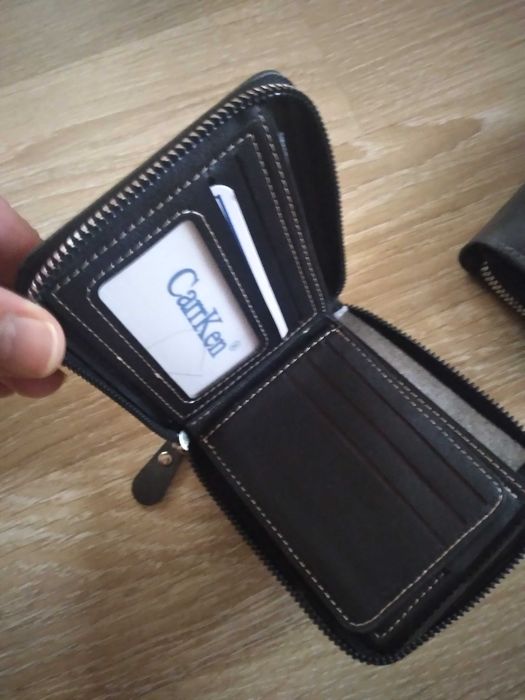 Ново Мъжкo портмонe