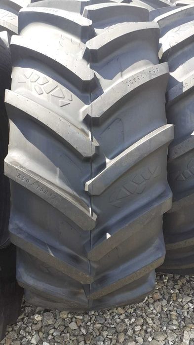 Cauciucuri 650/75R32 noi 172A8 Radiale pentru Combina Case