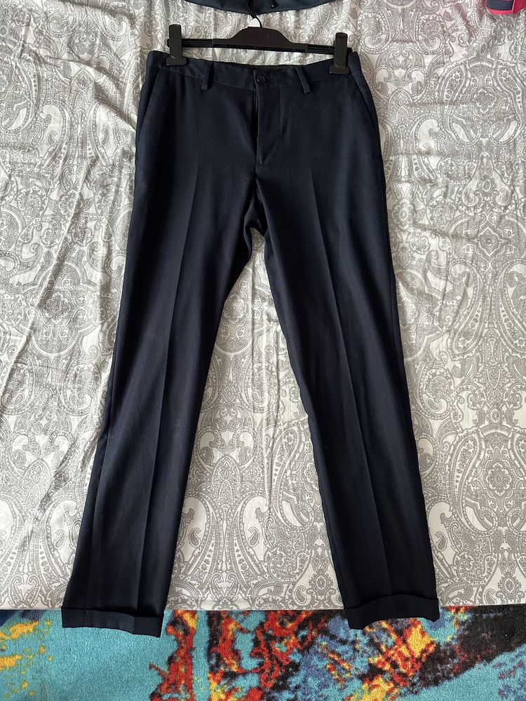 Pantaloni Zara