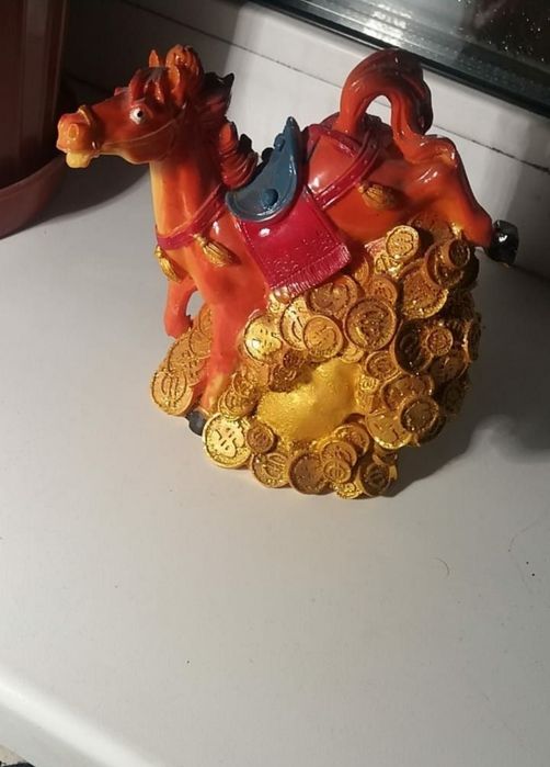 Продам копилку Новая