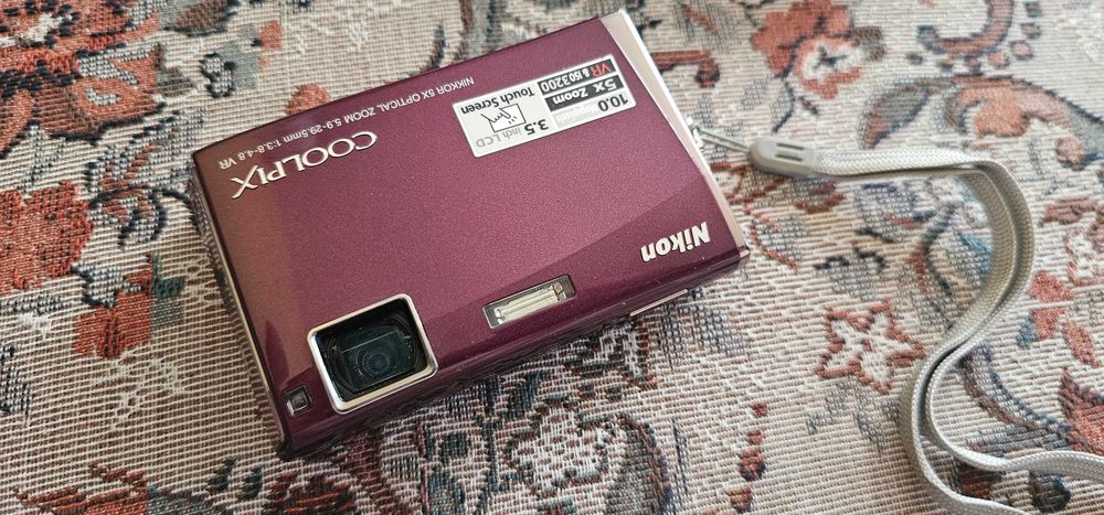 aparat foto Nikon Coolpix S60 10MP touch screen