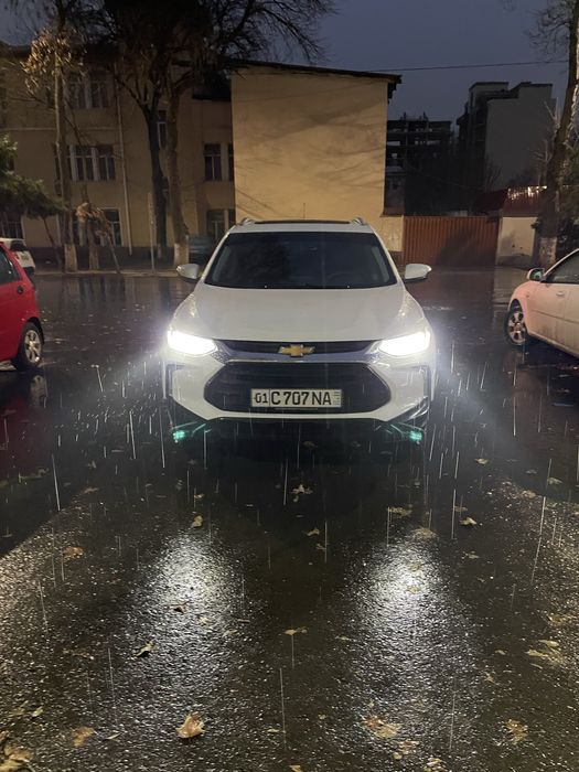 Tracker 2 позиция с люком