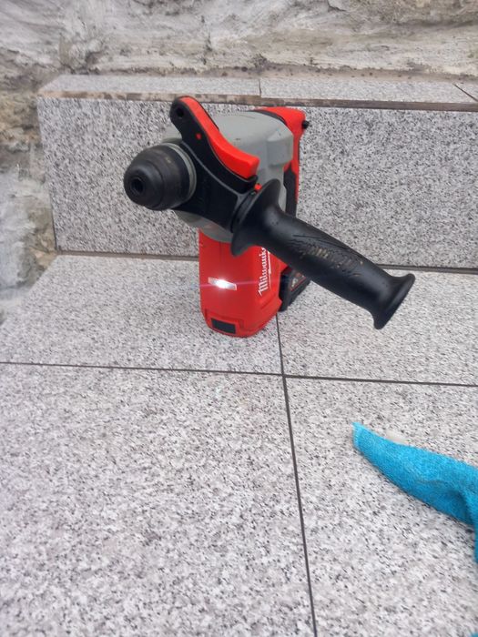 Milwaukee M18 BLH Перфоратор