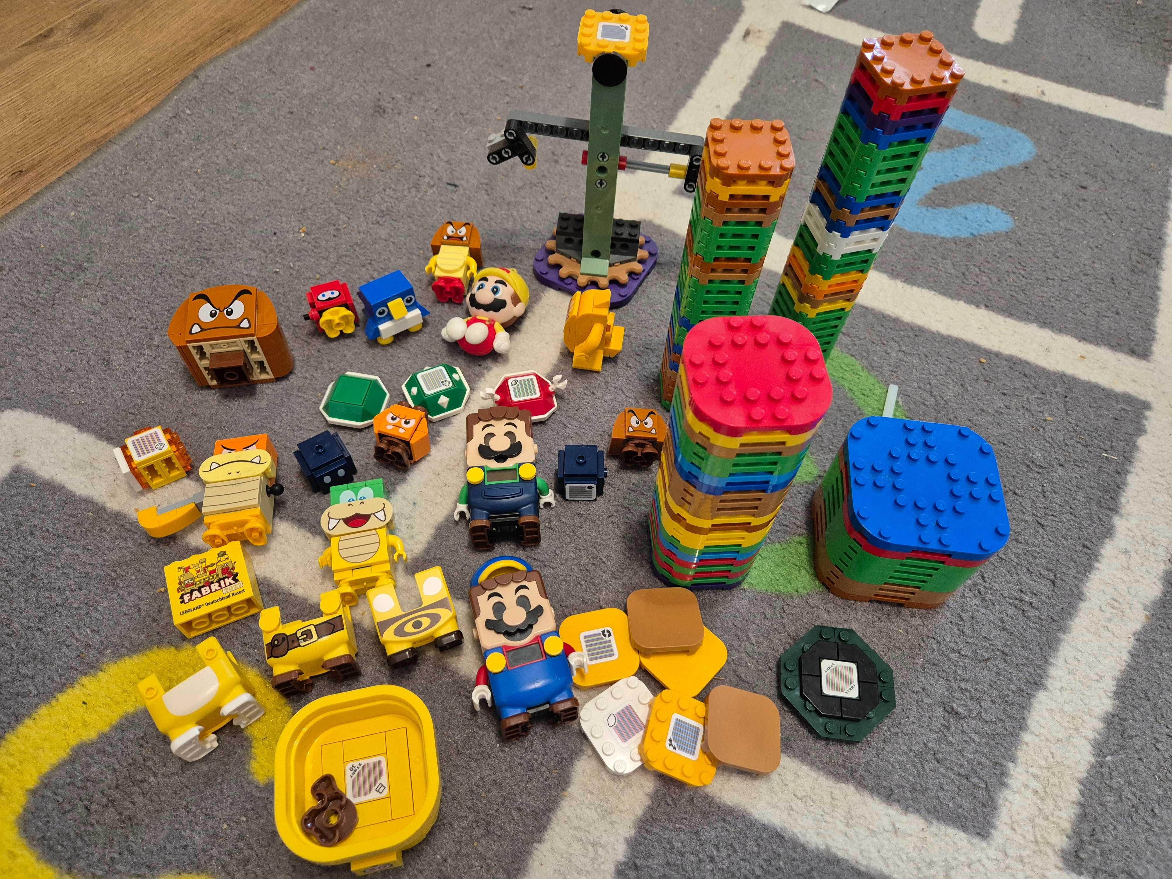 Vand piese LEGO vrac, sortate pe culori si tipuri, aprox 10 kg