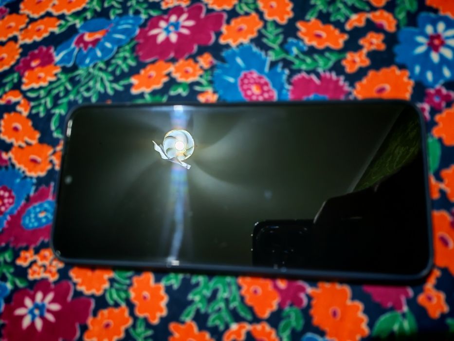 Arzon sifatli telefon