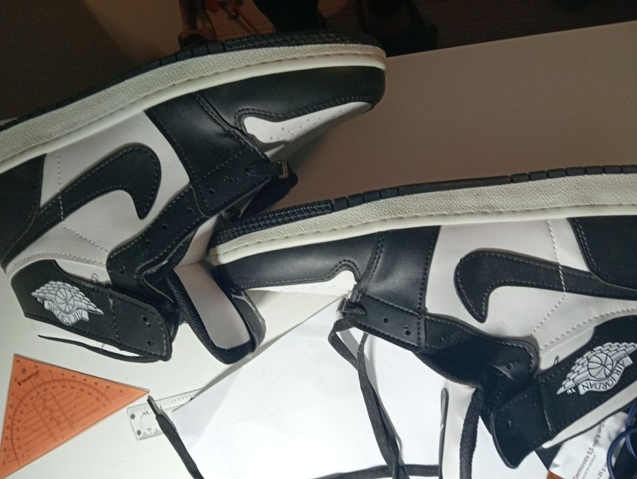 Air jordani negri *mărime 42*