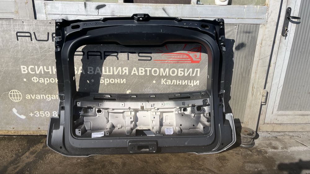 Багажна врата Range Rover Sport L461 2022-