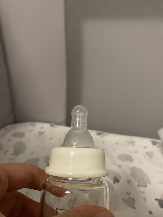 Biberon din sticla