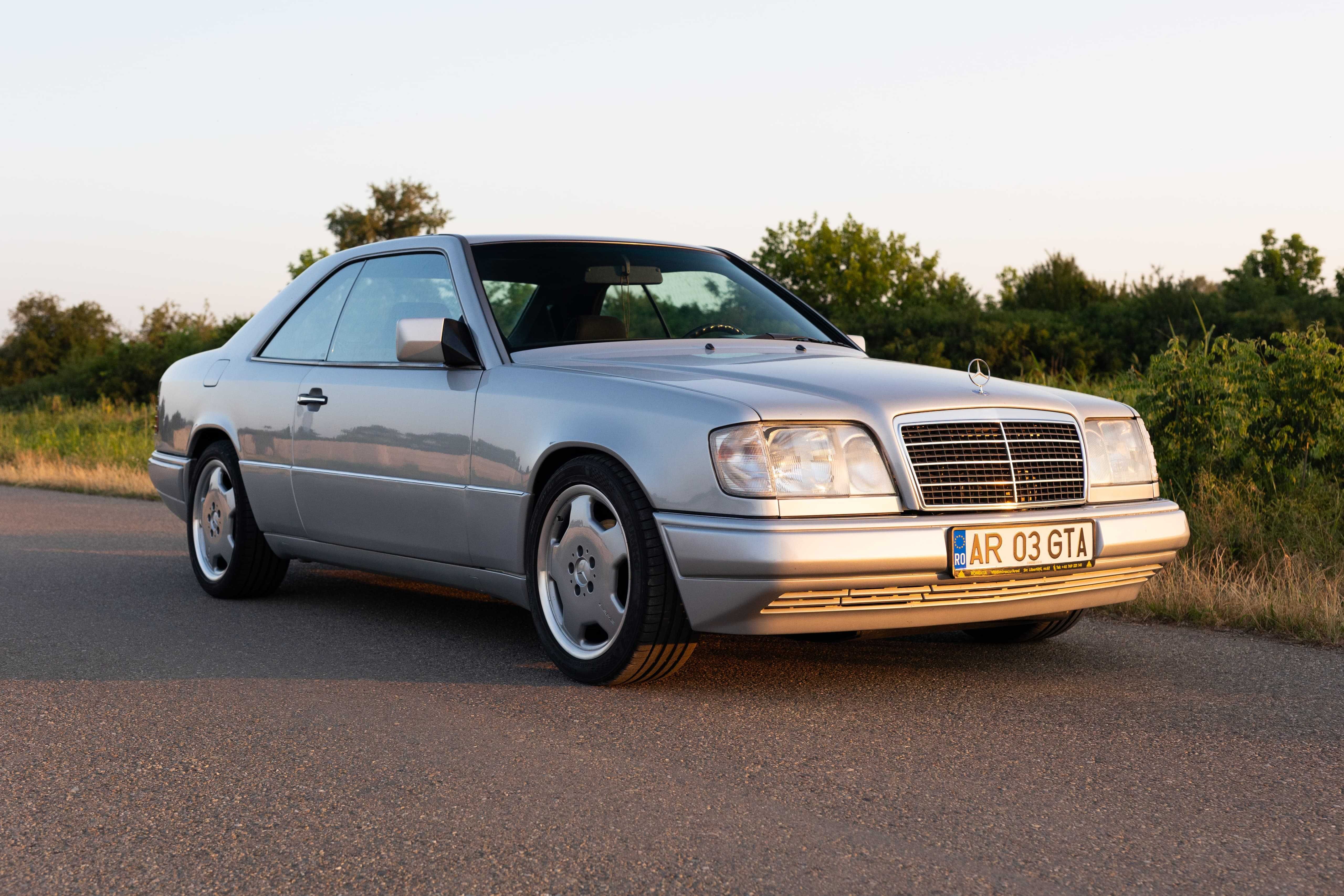 Mercedes-Benz W124 Coupe Monoblock Aut - Vehicul istoric ft intretinut