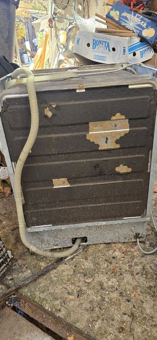 Продавам съдомиялна Siemen Lady за резервни части