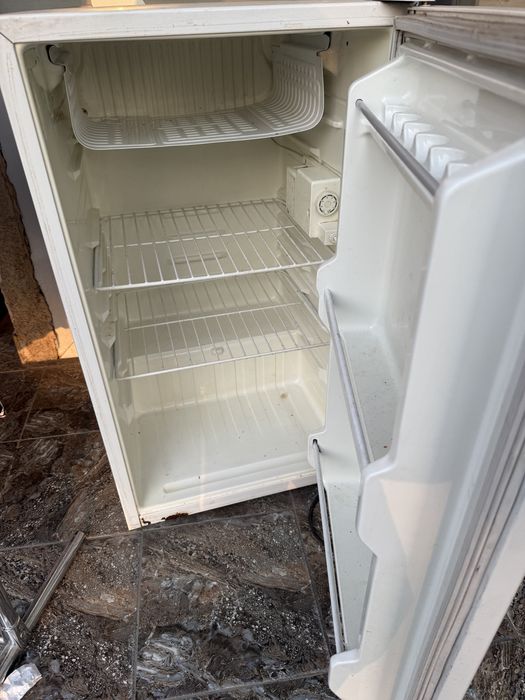 Холодилник мини xoldilnik