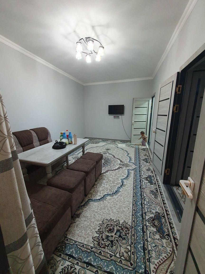 Arenda  farxadskiy bozor 3xona. Аренда квартира