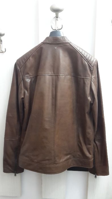 Мъжко кожено яке размер 52