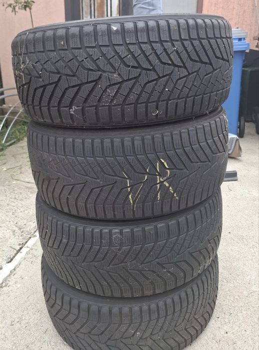 Set 4 anvelope yokohama 215/40r18