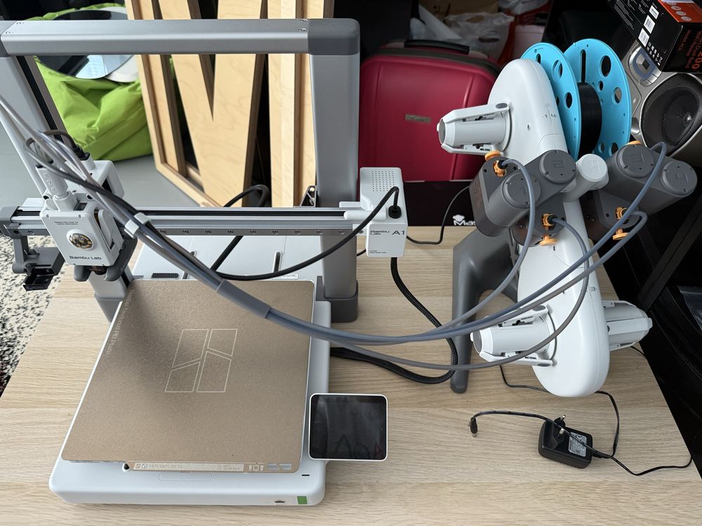 3D принтер BambuLab и AMS