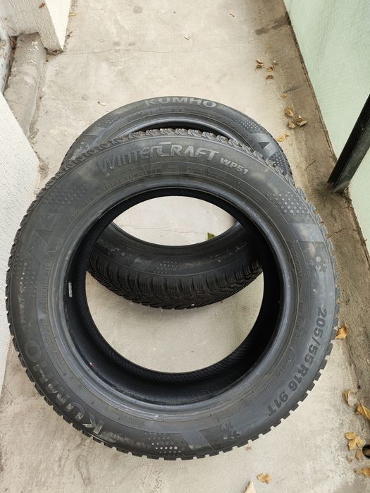 Kumho 205/55/16 зимни