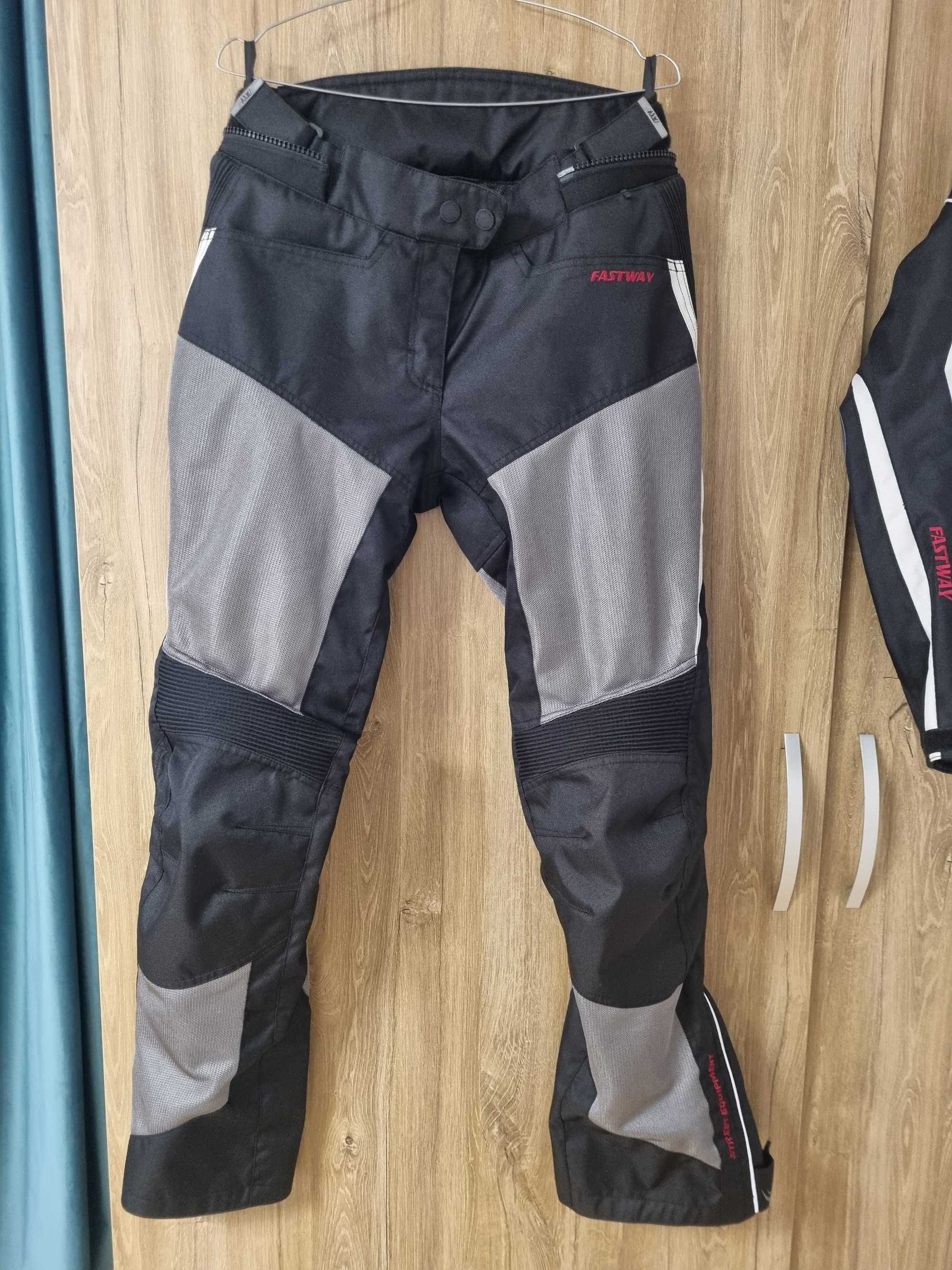Costum moto dama