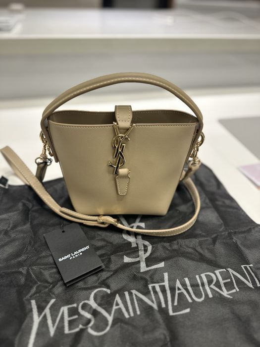 Чисто нова чанта YSL