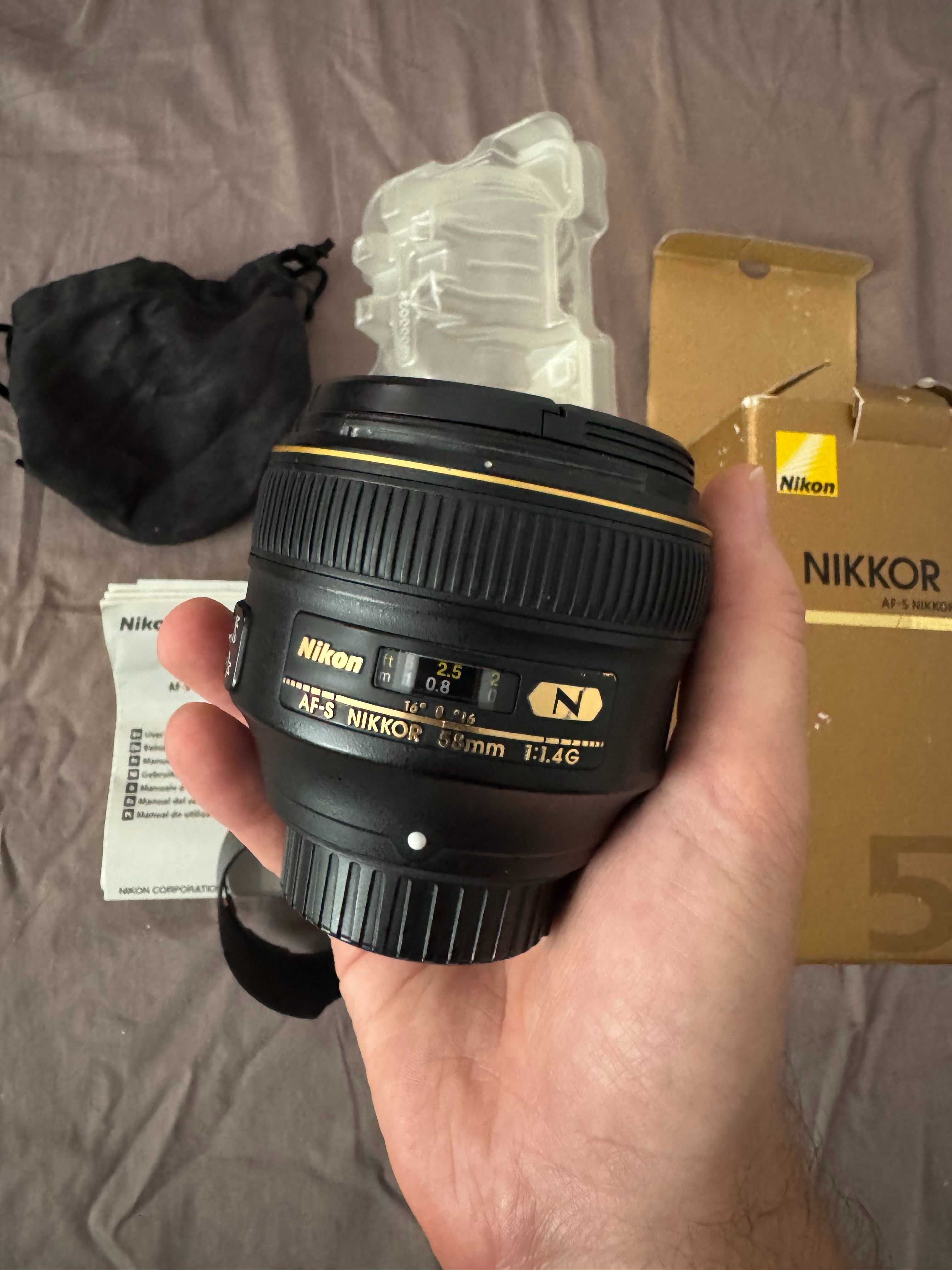 Nikon 58mm 1.4G stare f buna