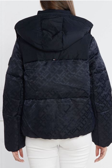 Яке Tommy Hilfiger