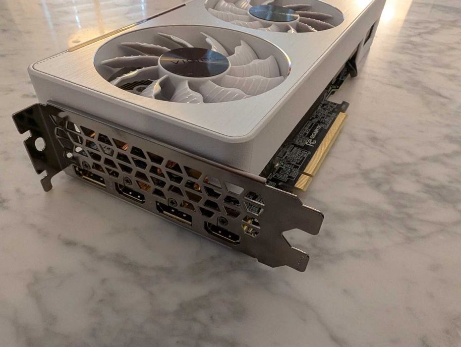 Gigabyte RTX 3070 VISION White 8GB GDDR6 | 256-bit, PCIe 4.0