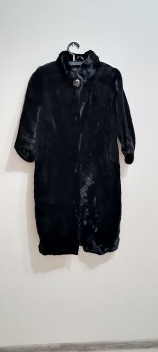 Продам шубу из мутона!