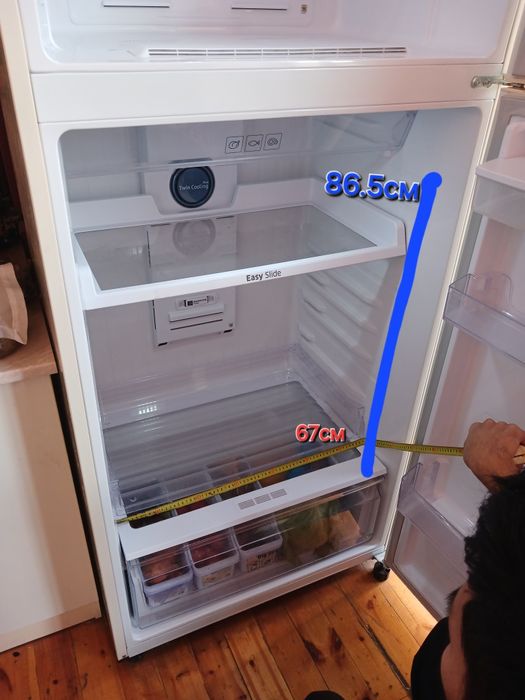 Катта самсунг холодильник сотилади зур ишлайди зур музлатади