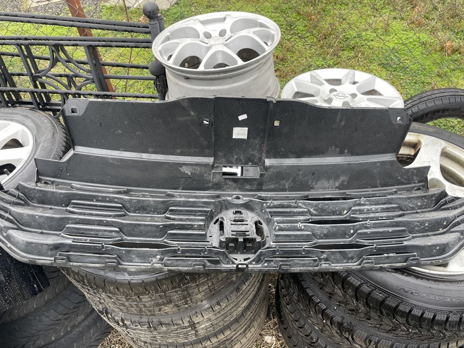 Радиаторна решетка за Volkswagen T-Roc