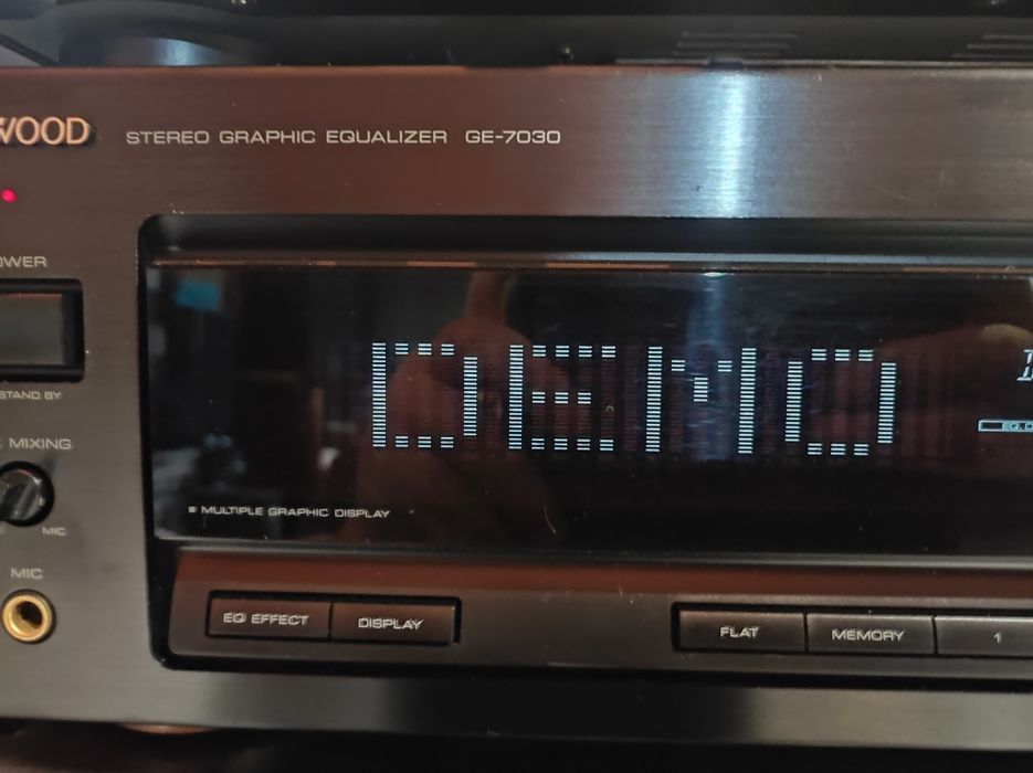 Vintage colecție  .egalizator 7030