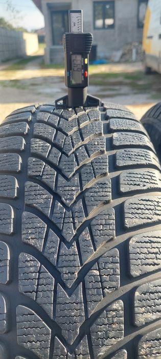DUNLOP 215 65 R 16 M+S
