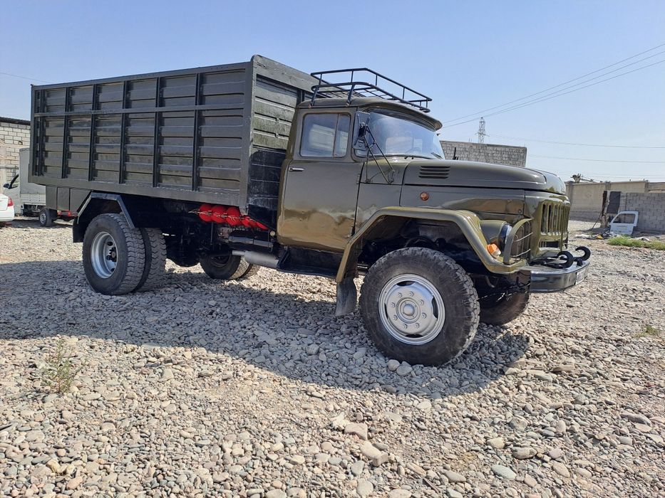 ZIL 131 Yuk Uzi Ag‘daruvchi
