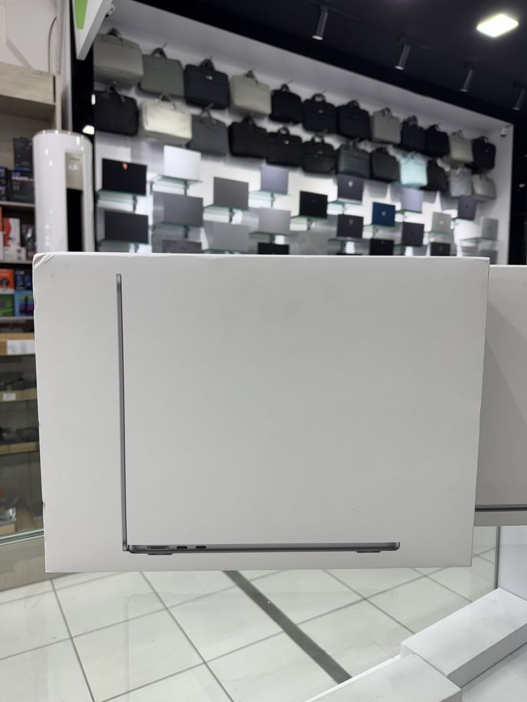 MacBook Air 13 M3 16/256 Yengi Новый