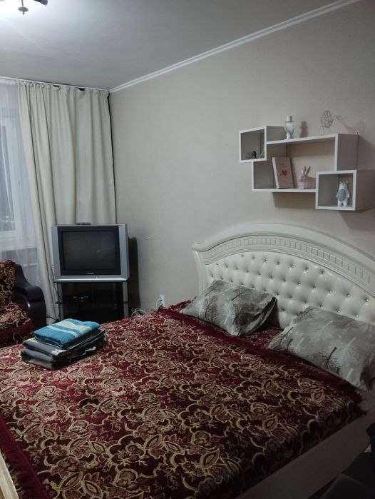 Сдам посуточно 1 ком квартиру район Сазда