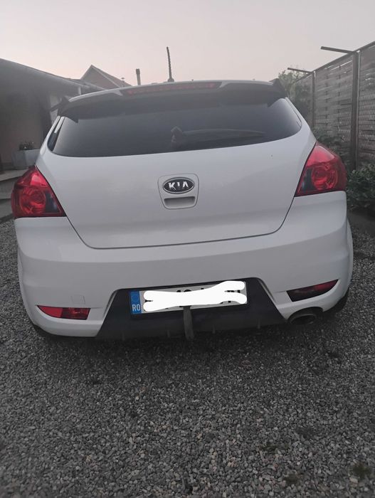 VAND KIA CEE'D AN 2011, stare buna de functionare!