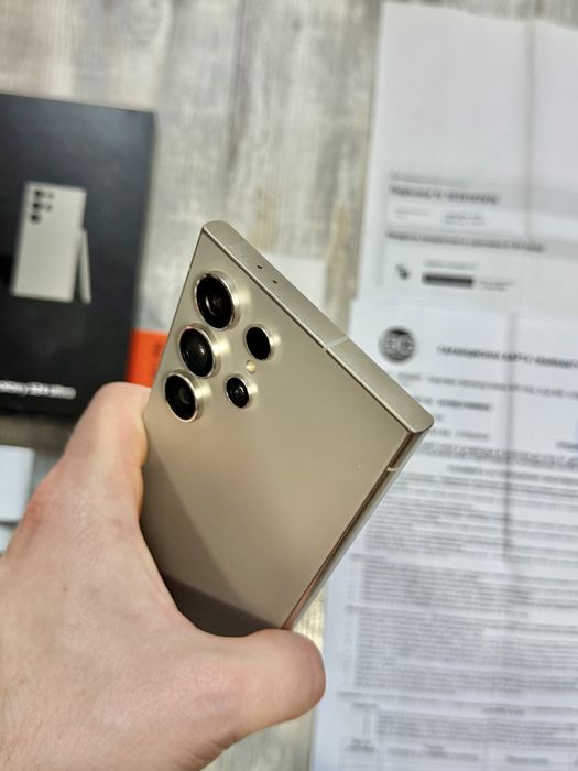 Samsung Galaxy S24 Ultra 256 GB 12 GB Ram Dual Sim Отличен Гаранционен