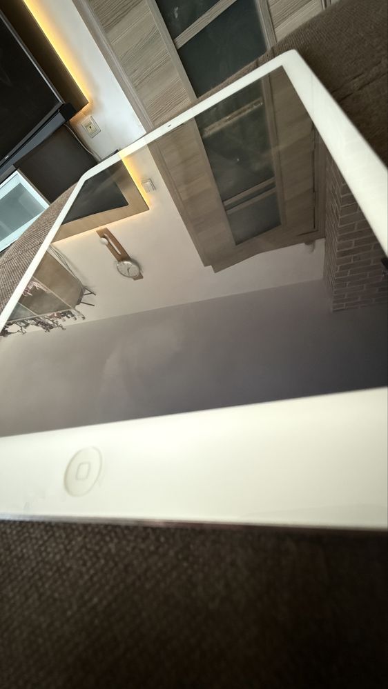 iPad Air Wifi + Celluar / Wi-Fi и мобилни данни