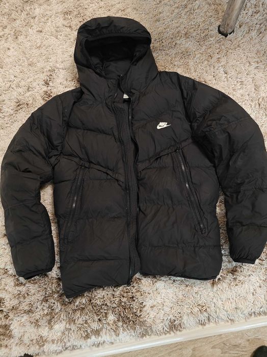 Мъжко зимно яке NIKE
